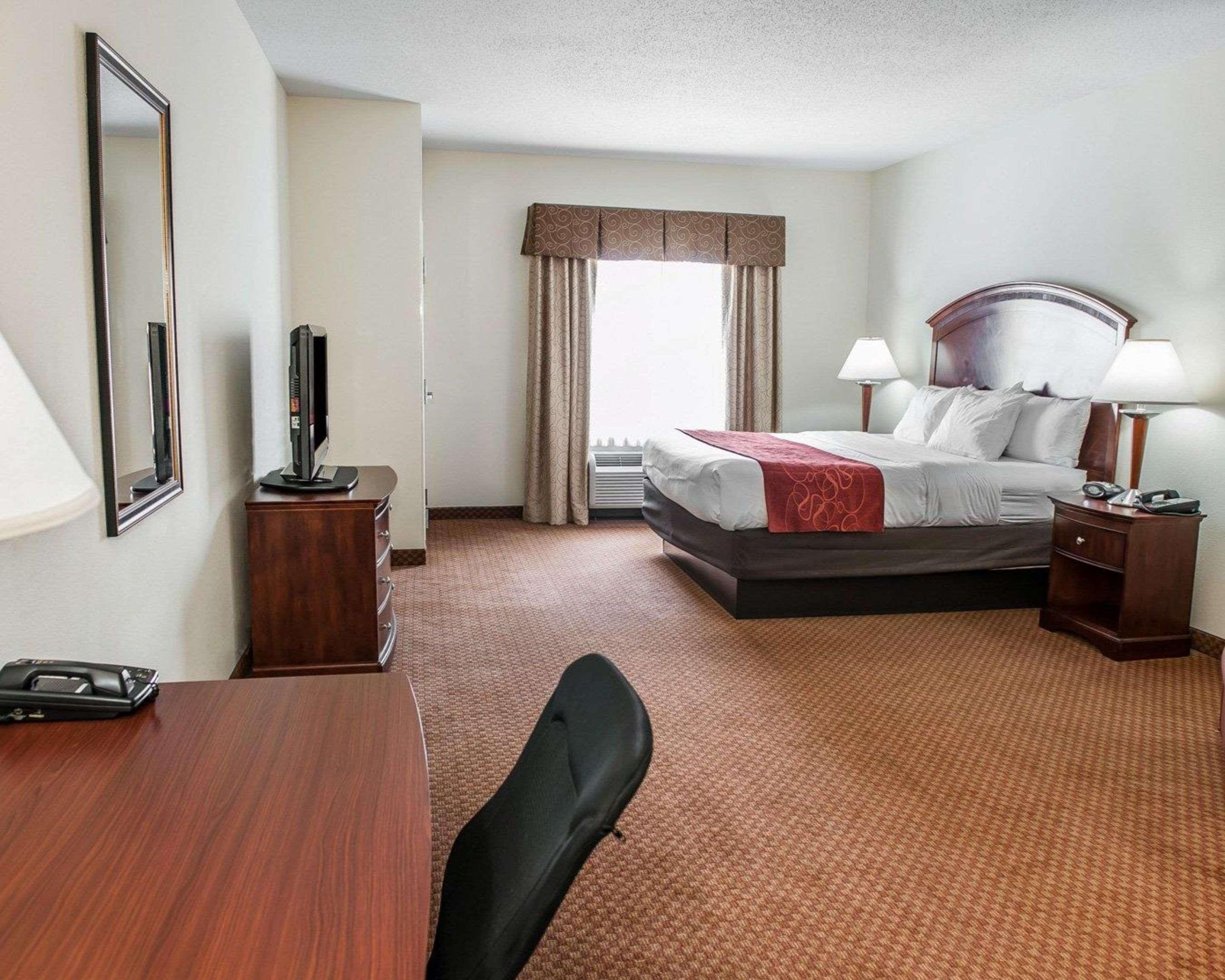 Comfort Suites Near Indianapolis Airport Экстерьер фото