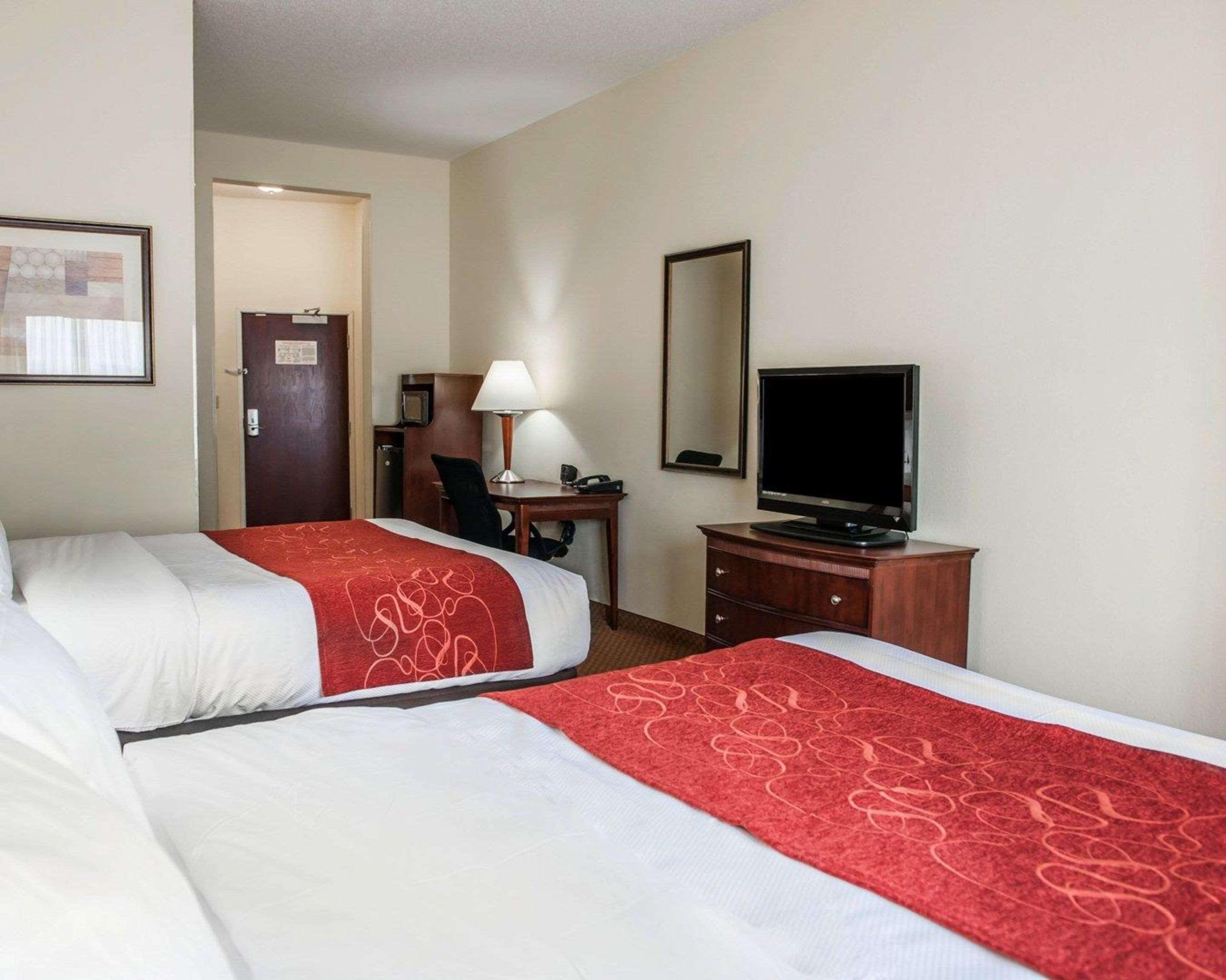 Comfort Suites Near Indianapolis Airport Экстерьер фото