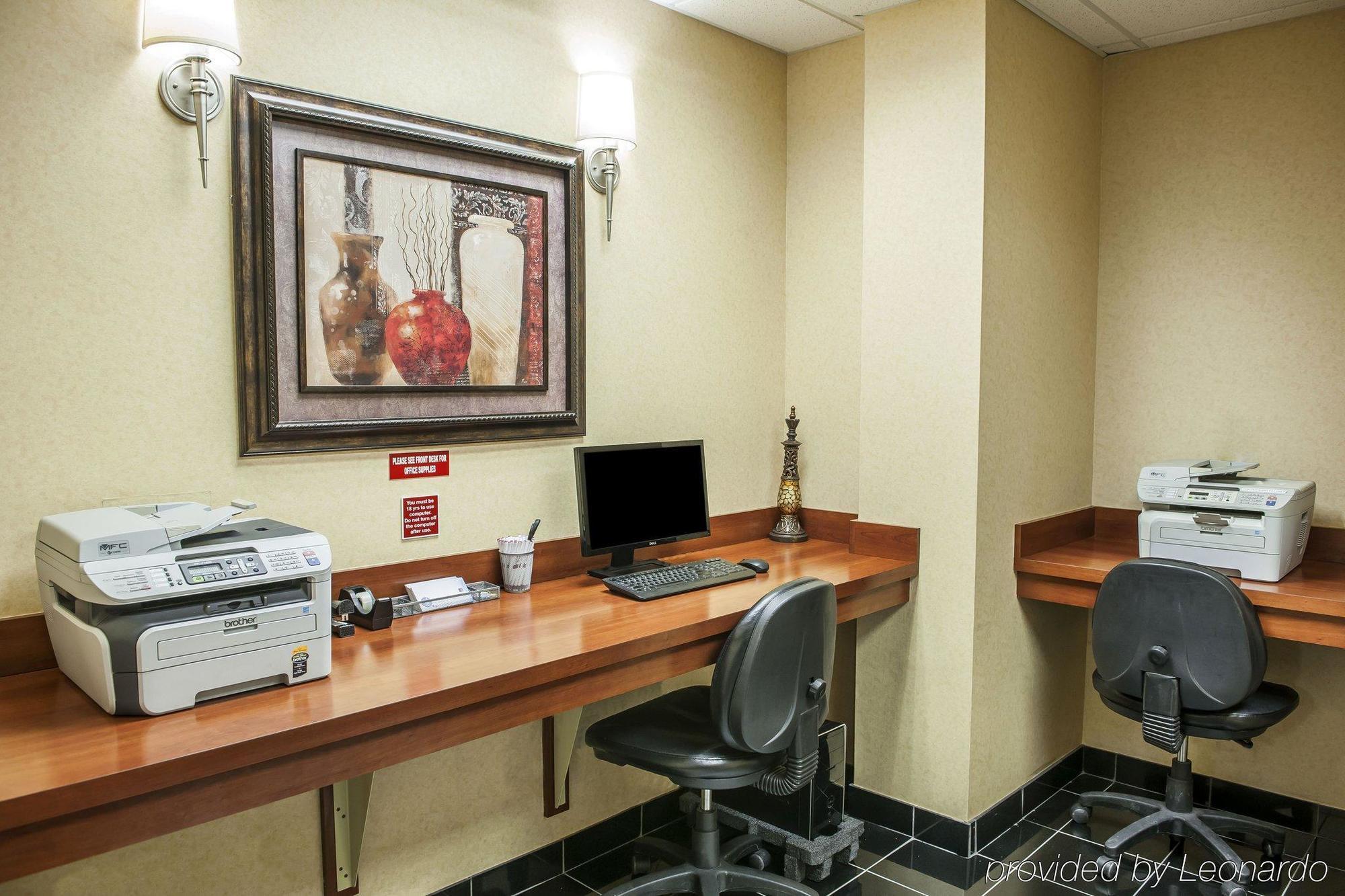 Comfort Suites Near Indianapolis Airport Экстерьер фото