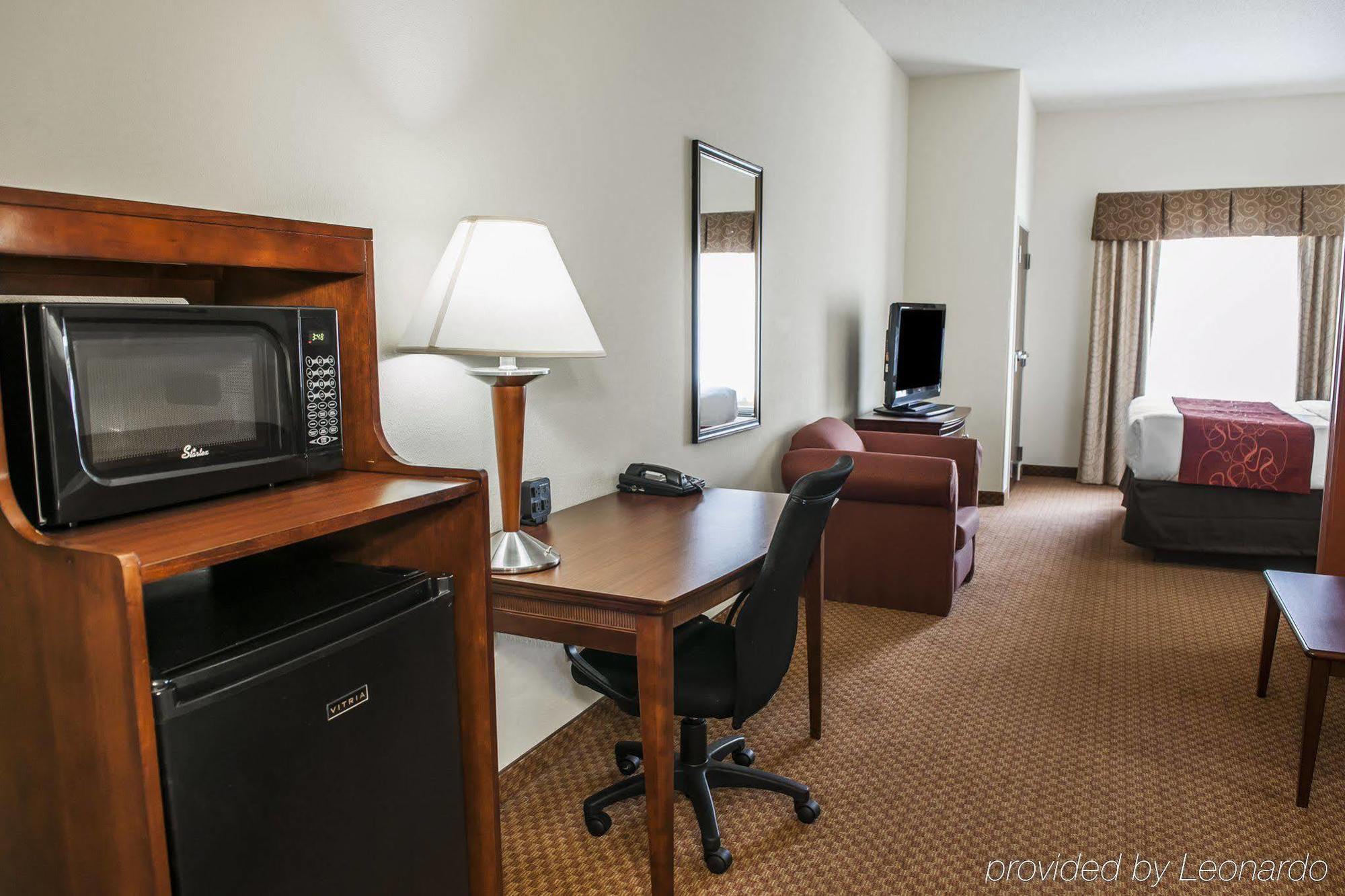 Comfort Suites Near Indianapolis Airport Экстерьер фото